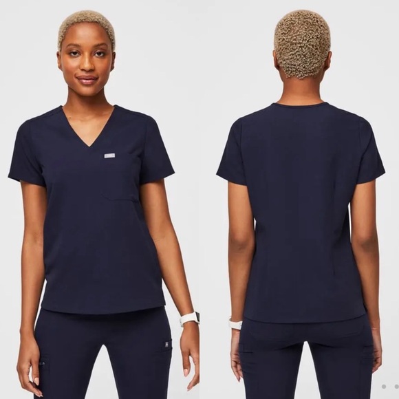 Figs Tops - FIGS Catarina One-Pocket Scrub Top Navy Size XS